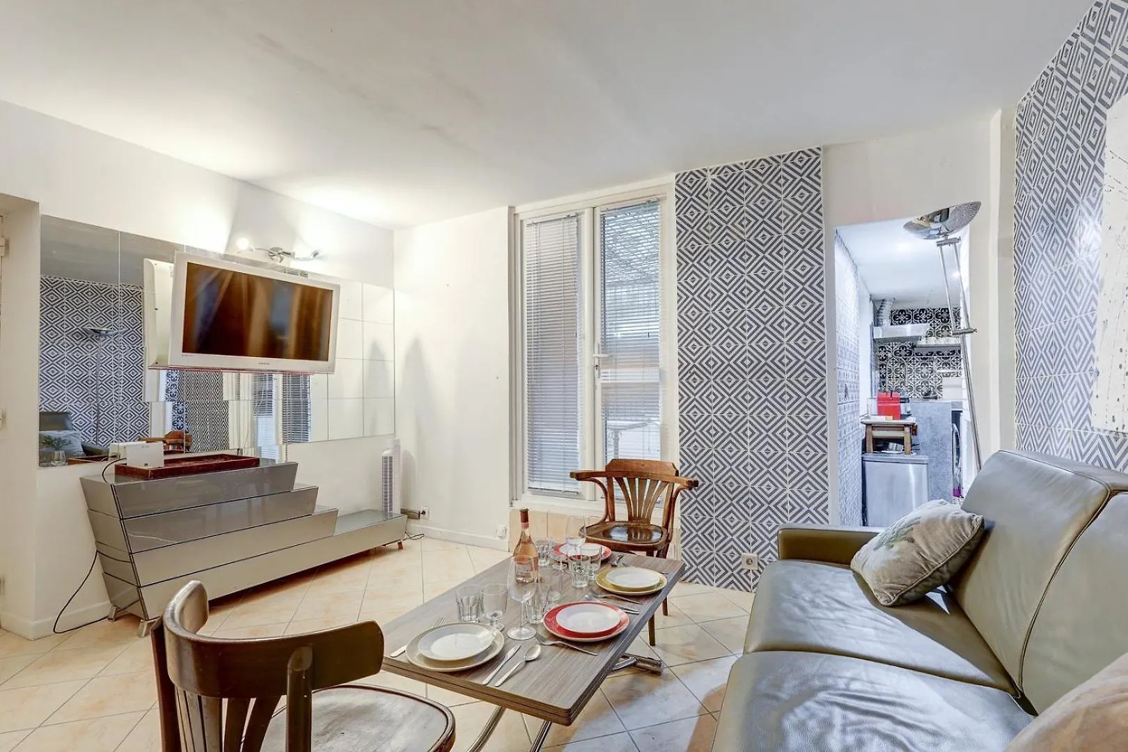 347 Lombards Terrasse - Superbe Appartement, Париж 0*,  Франция